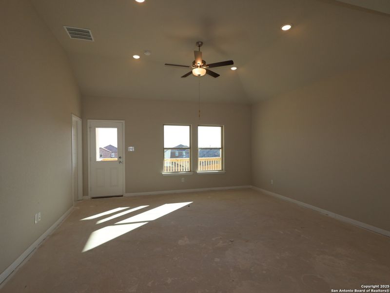 Image 45 of a home in Hunters Ranch.