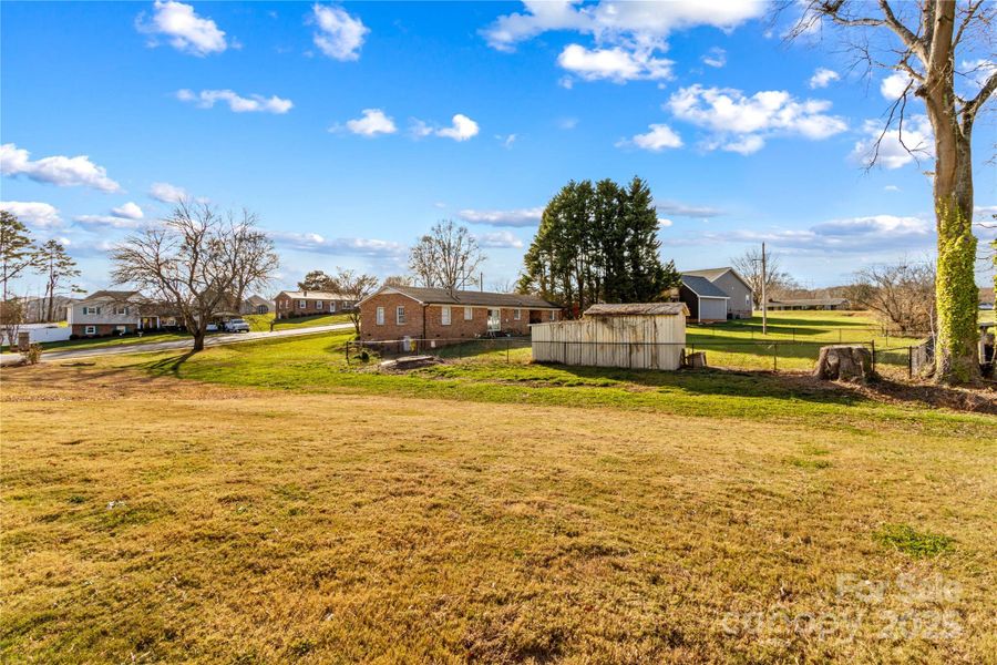Image 39 of a home in . Image 39 of a home in .