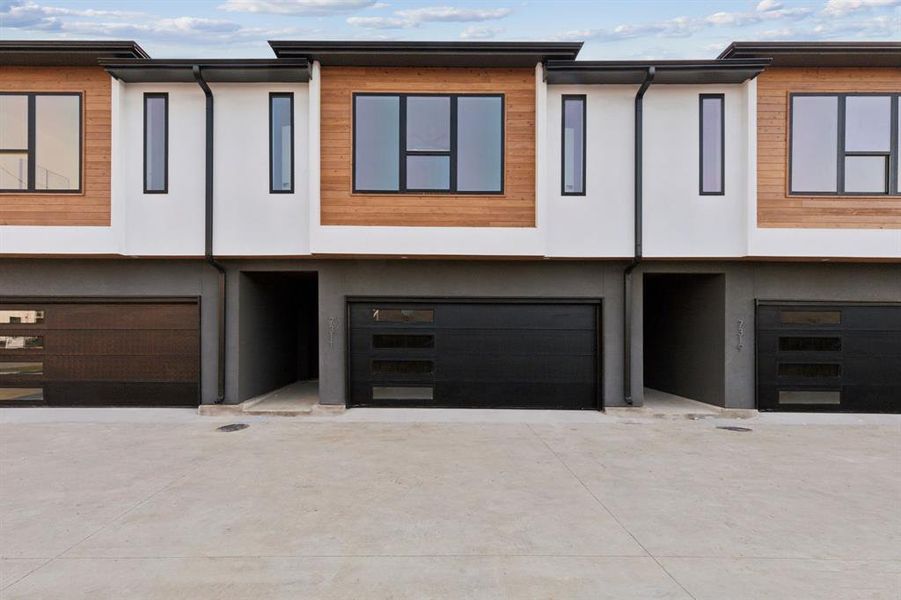 Exterior facade with 2-car garage