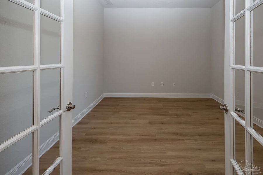 Image 30 of a home in Emmaline Gardens.