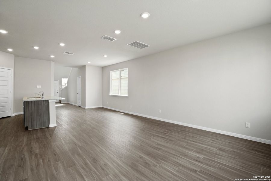 Spacious, unfurnished interior of a new home in Applewhite Meadows, San Antonio (Image 15). Spacious, unfurnished interior of a new home in Applewhite Meadows, San Antonio (Image 15).