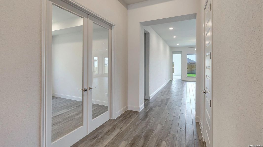 Spacious, unfurnished interior of a new home in Kallison Ranch, San Antonio (Image 28).