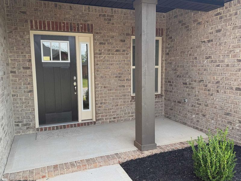 Exterior details and patio area of a home in Bracken Woods, Piedmont (Image 2).