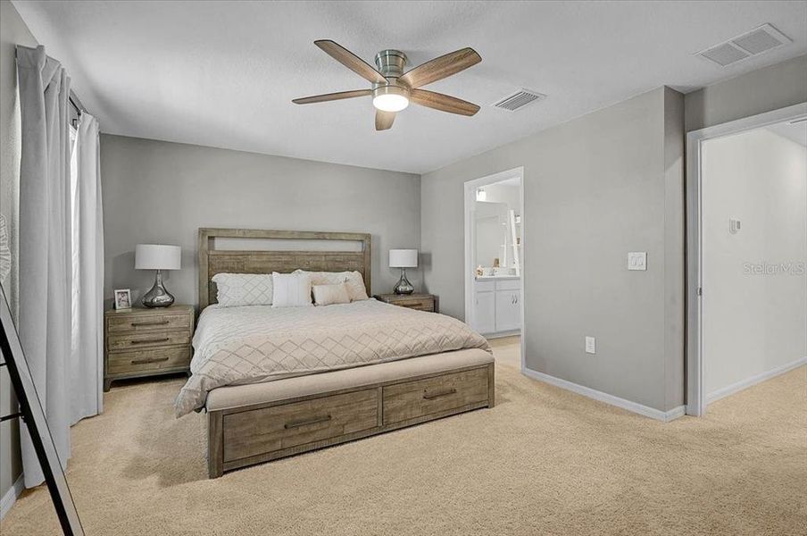 Furnished interior view inside a new home in , Sarasota (Image 29).