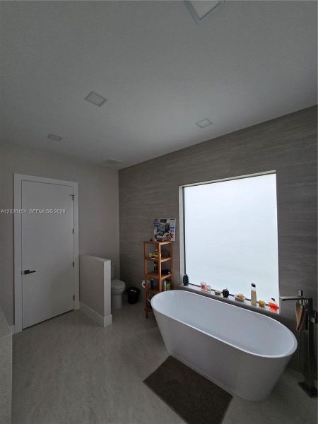 Furnished interior view inside a new home in , Loxahatchee (Image 12).