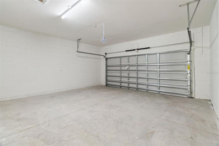 Spacious, unfurnished interior of a new home in , Yeehaw Junction (Image 39). Spacious, unfurnished interior of a new home in , Yeehaw Junction (Image 39).