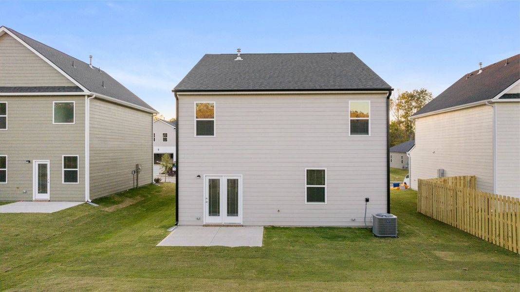 Representative exterior details of a home built from the Robie by D.R. Horton in Estates at Deer Hollow, Grovetown (Image 2).