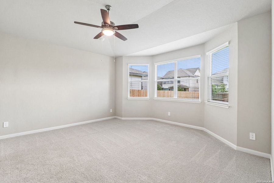 Spacious, unfurnished interior of a new home in Estancia Ranch - Premier Series, San Antonio (Image 40). Spacious, unfurnished interior of a new home in Estancia Ranch - Premier Series, San Antonio (Image 40).