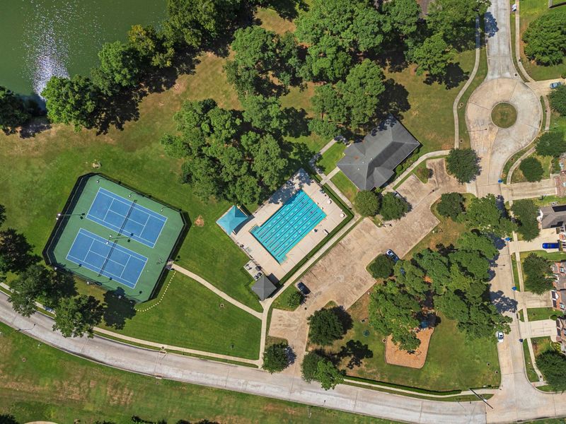 Community amenities in Trinity Grove, Spring (Image 13).