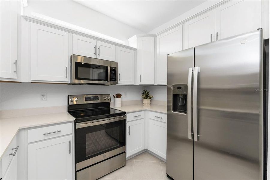 Furnished interior view inside a new home in , Englewood (Image 8).
