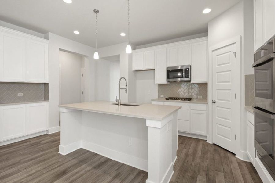 Representative furnished interior of a home built from the Greenbriar by Pacesetter Homes in Orchard Ridge, Liberty Hill (Image 13). Representative furnished interior of a home built from the Greenbriar by Pacesetter Homes in Orchard Ridge, Liberty Hill (Image 13).