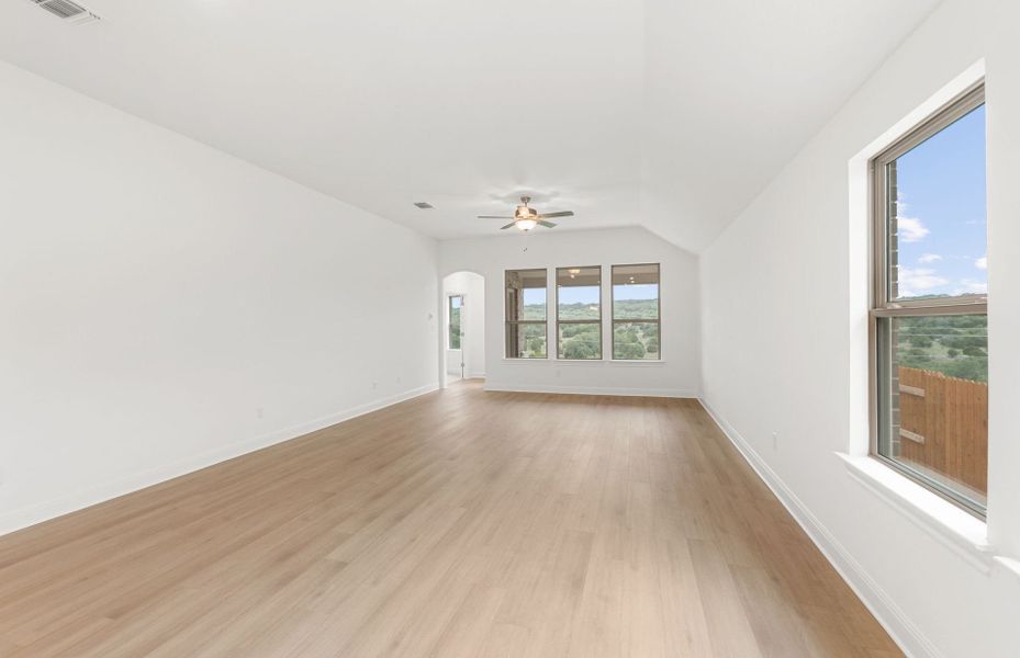 Open Dining and Gathering Space
