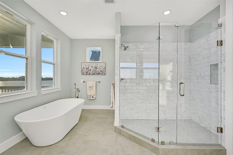Furnished interior view inside a new home in , Galveston (Image 17).
