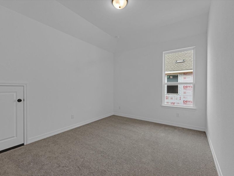 Spacious, unfurnished interior of a new home in Wildrye, Waller (Image 21).