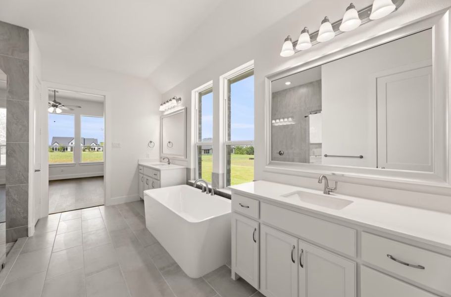 Representative furnished interior of a home built from the Concept 3141 by Risewell Homes in Hidden Creek Estates, Van Alstyne (Image 4).