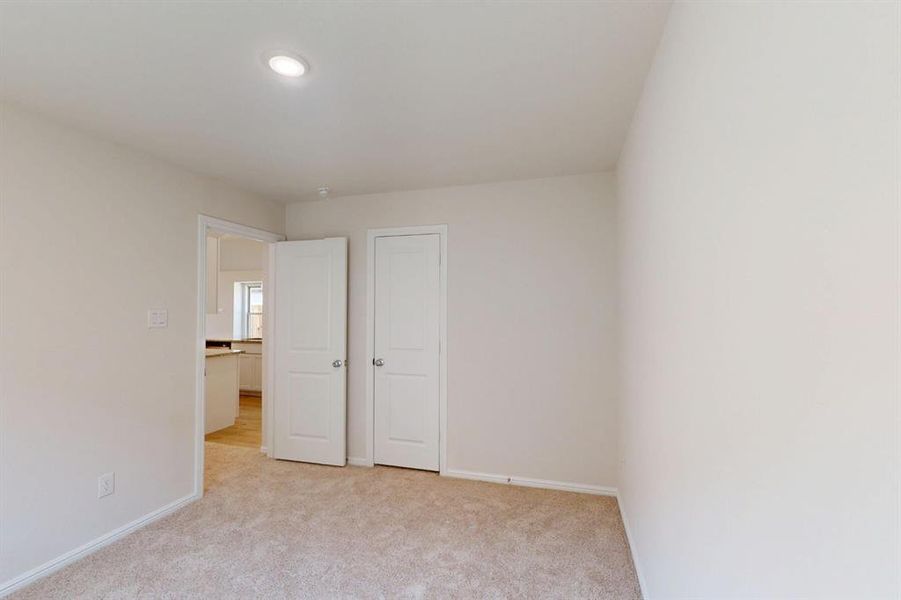 Spacious, unfurnished interior of a new home in Elevon, Lavon (Image 23). Spacious, unfurnished interior of a new home in Elevon, Lavon (Image 23).