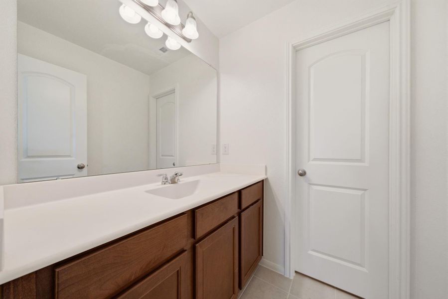 Furnished interior view inside a new home in , Waller (Image 29).