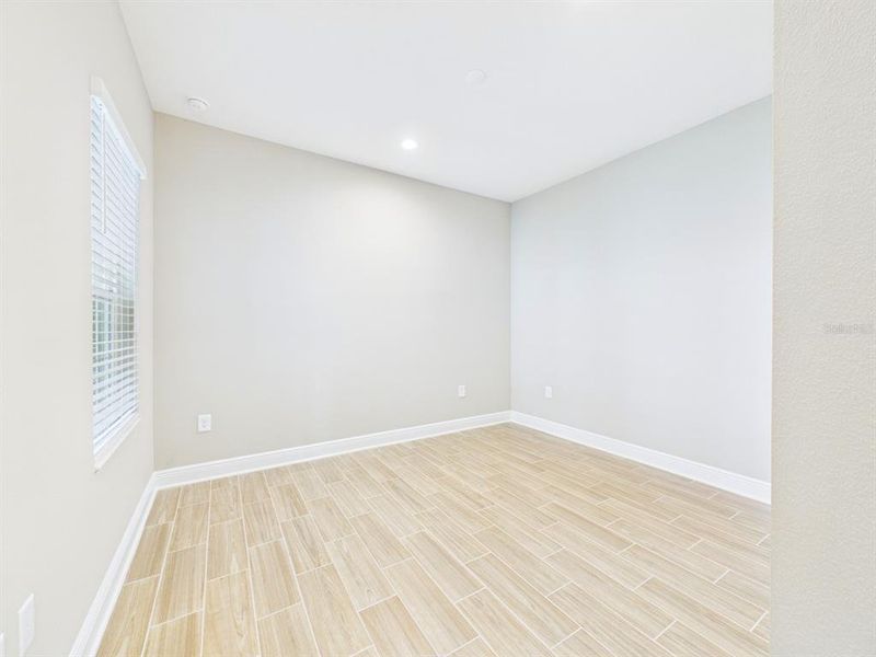 Spacious, unfurnished interior of a new home in , Sarasota (Image 45). Spacious, unfurnished interior of a new home in , Sarasota (Image 45).