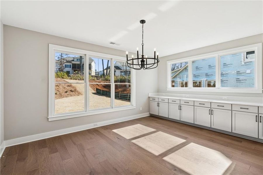 Spacious, unfurnished interior of a new home in Ellis, Marietta (Image 14).