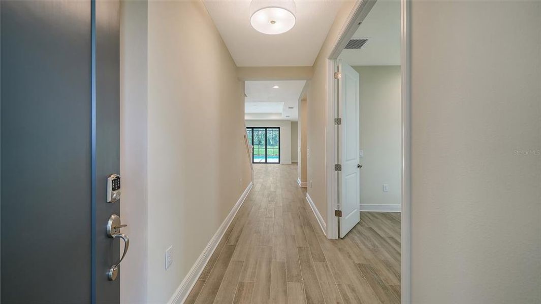 Spacious, unfurnished interior of a new home in Palm Grove, Lakewood Ranch (Image 43).