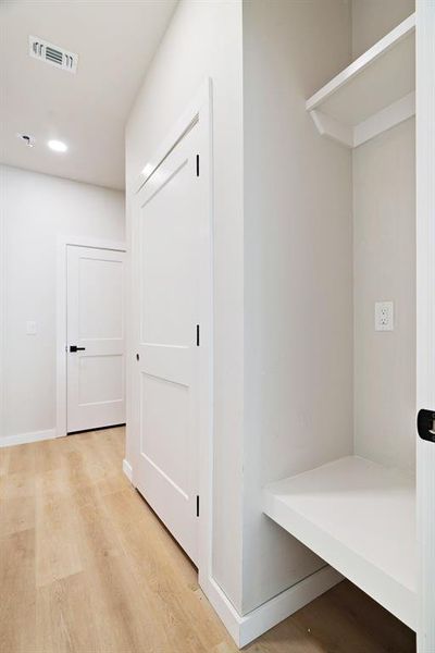 Spacious, unfurnished interior of a new home in , Paris (Image 15).