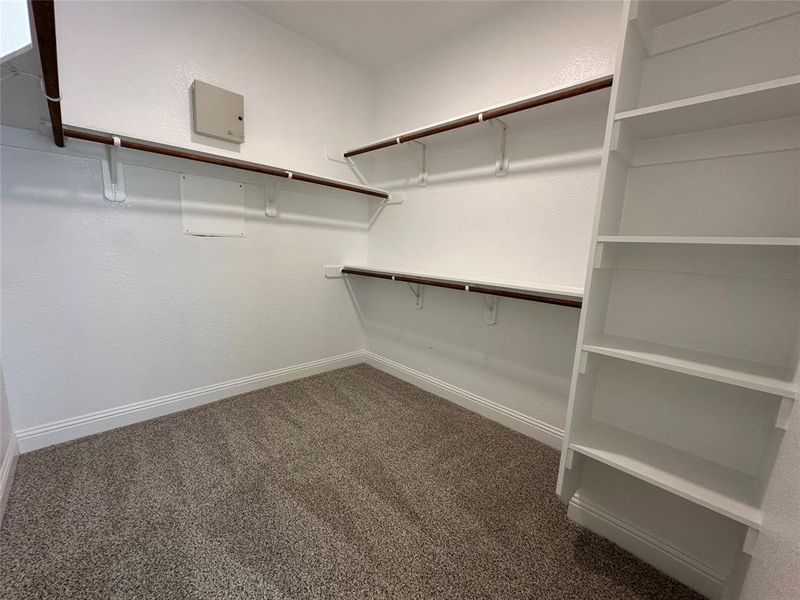 Spacious, unfurnished interior of a new home in , Cleburne (Image 15).