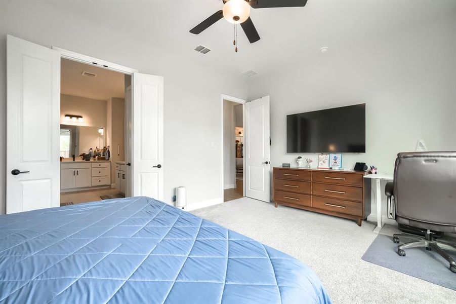 Furnished interior view inside a new home in Cross Creek Meadows, Celina (Image 28).