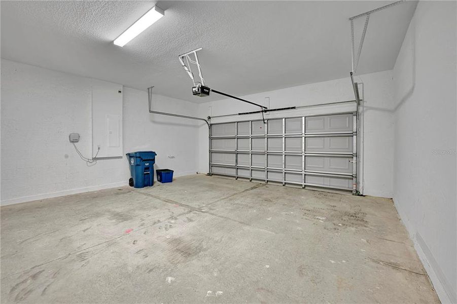 Spacious, unfurnished interior of a new home in , Brooksville (Image 36). Spacious, unfurnished interior of a new home in , Brooksville (Image 36).