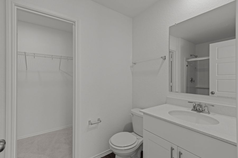 Owner's Bathroom Owner's Bathroom