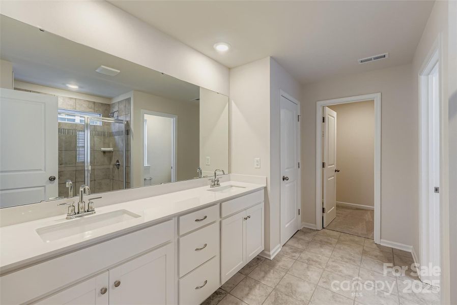 Furnished interior view inside a new home in Shannon Woods: Walk & Enclave, Maiden (Image 5). Furnished interior view inside a new home in Shannon Woods: Walk & Enclave, Maiden (Image 5).