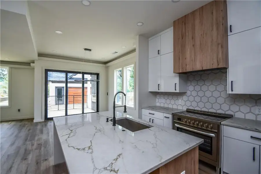 Furnished interior view inside a new home in , Atlanta (Image 5).