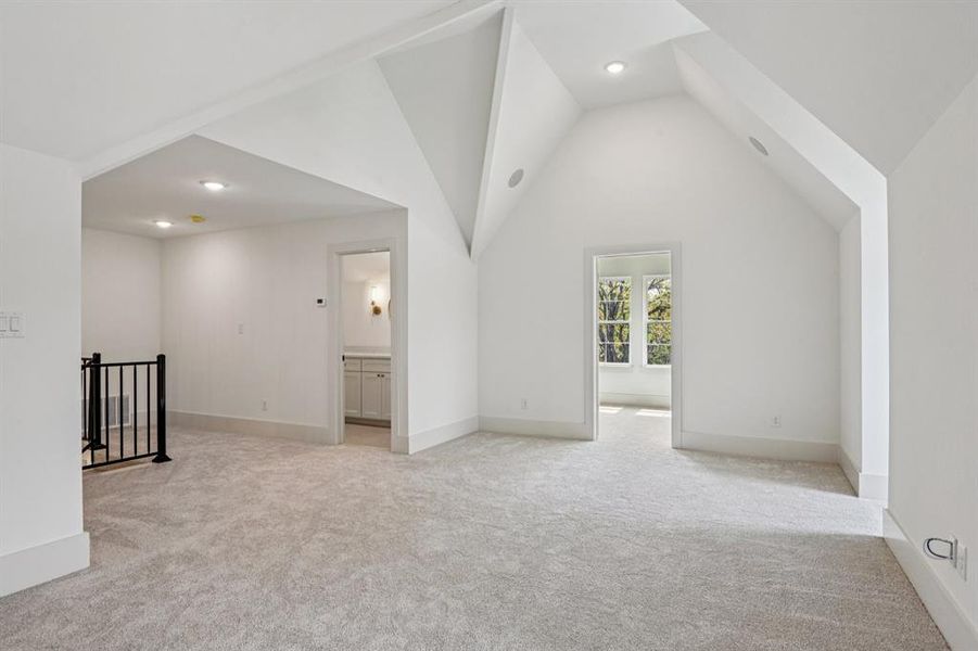 Spacious, unfurnished interior of a new home in , Burleson (Image 32).