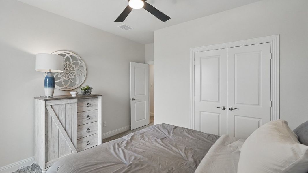 Representative furnished interior of a home built from the CYPRESS by D.R. Horton in Clearview Ranch, Royse City (Image 43). Representative furnished interior of a home built from the CYPRESS by D.R. Horton in Clearview Ranch, Royse City (Image 43).