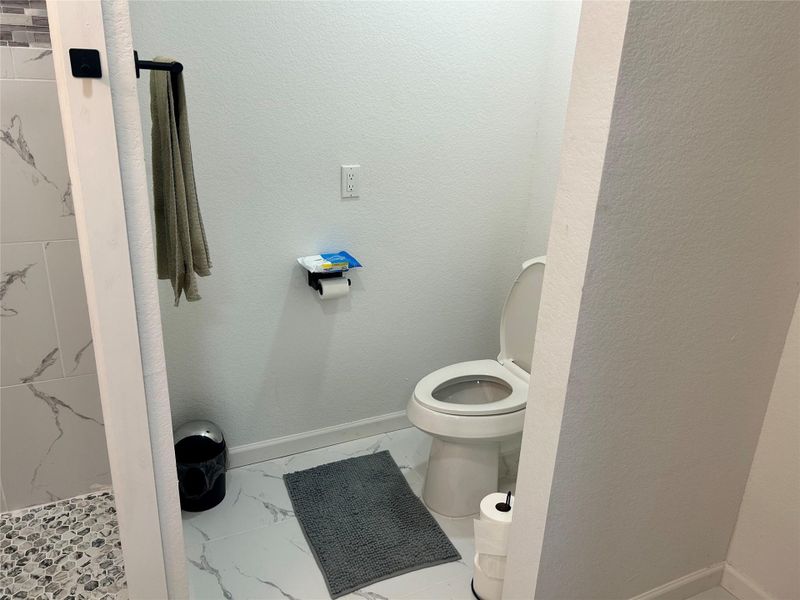 1st floor secondary bathroom