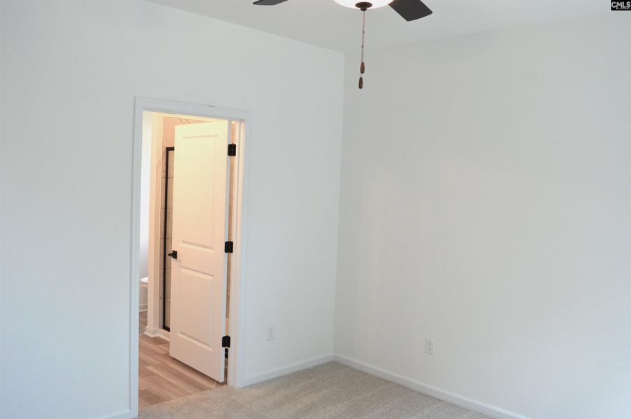 Spacious, unfurnished interior of a new home in Bickley Station, Irmo (Image 34).