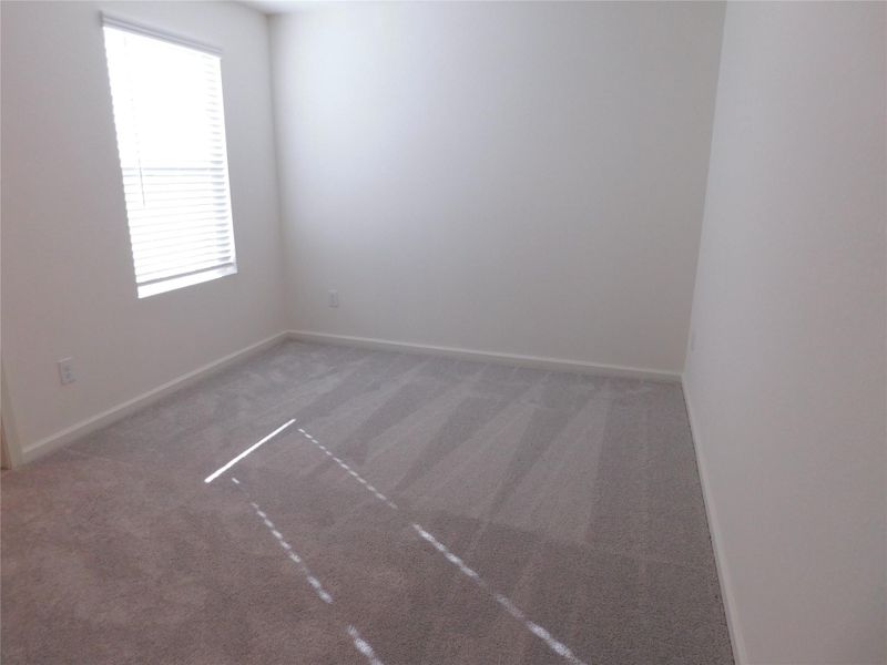 Spacious, unfurnished interior of a new home in Royal Pines, Porter (Image 31).