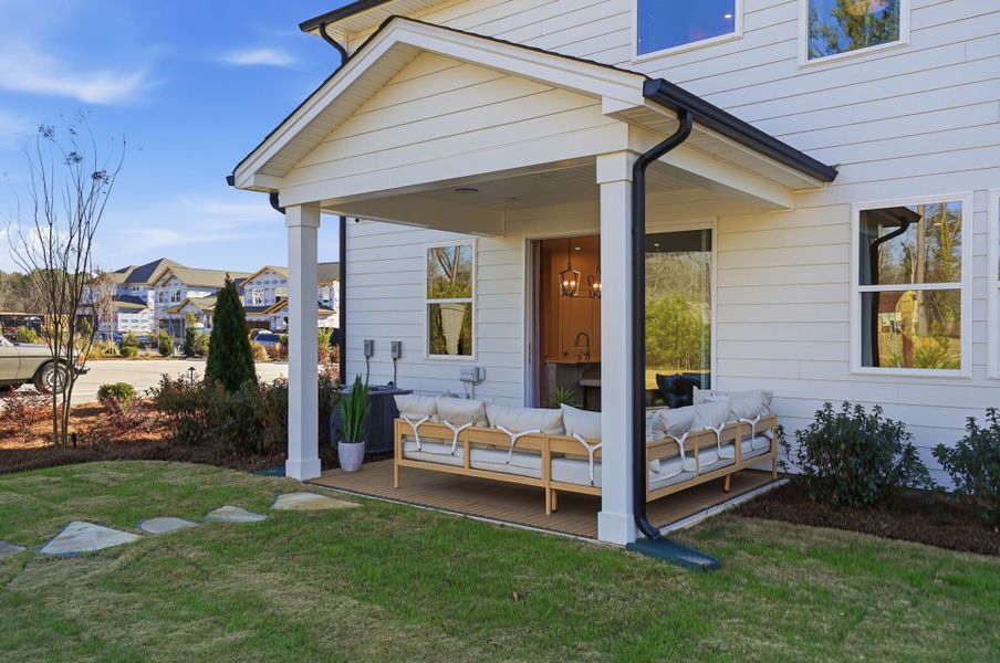 Redwood Model covered veranda