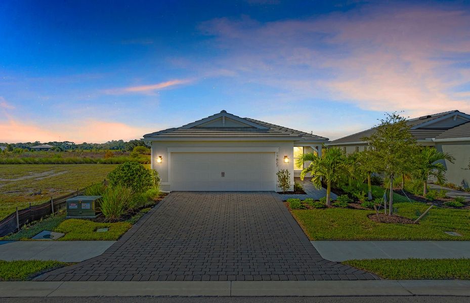 Image 25 of a home in Del Webb Oak Creek.