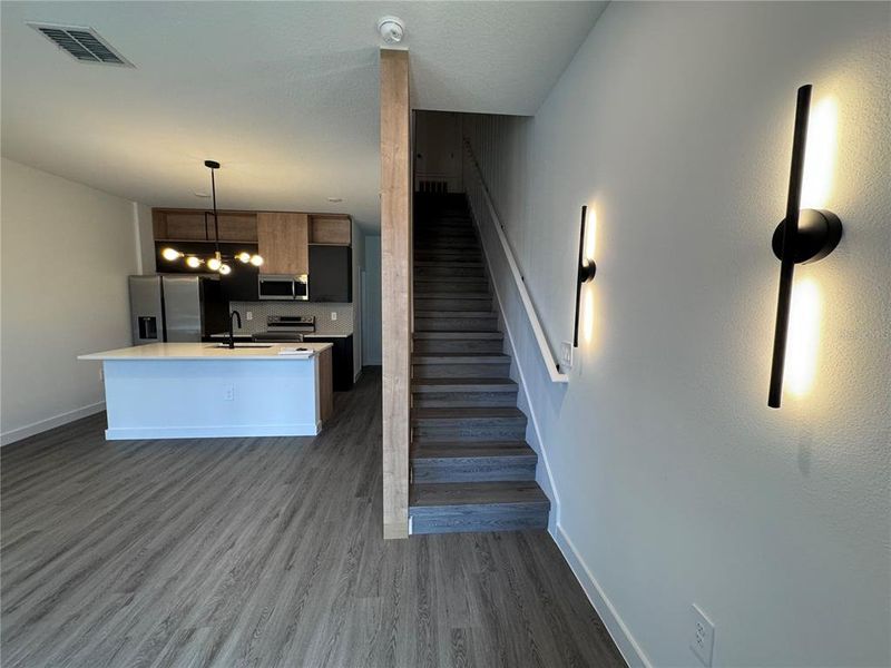 Spacious, unfurnished interior of a new home in , Kissimmee (Image 21).