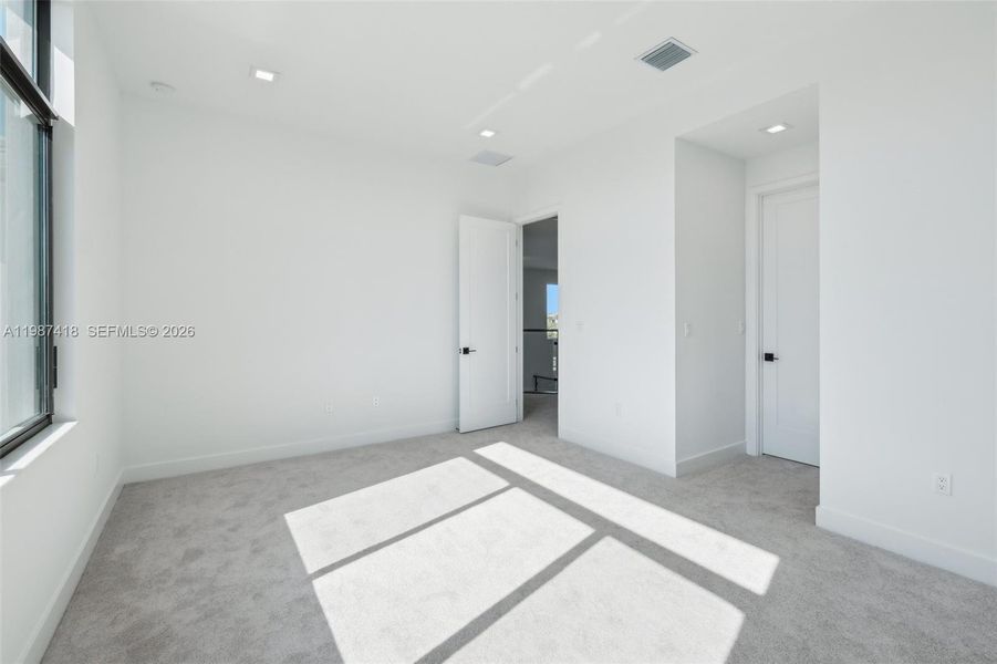 Spacious, unfurnished interior of a new home in , Palm Beach Gardens (Image 19). Spacious, unfurnished interior of a new home in , Palm Beach Gardens (Image 19).