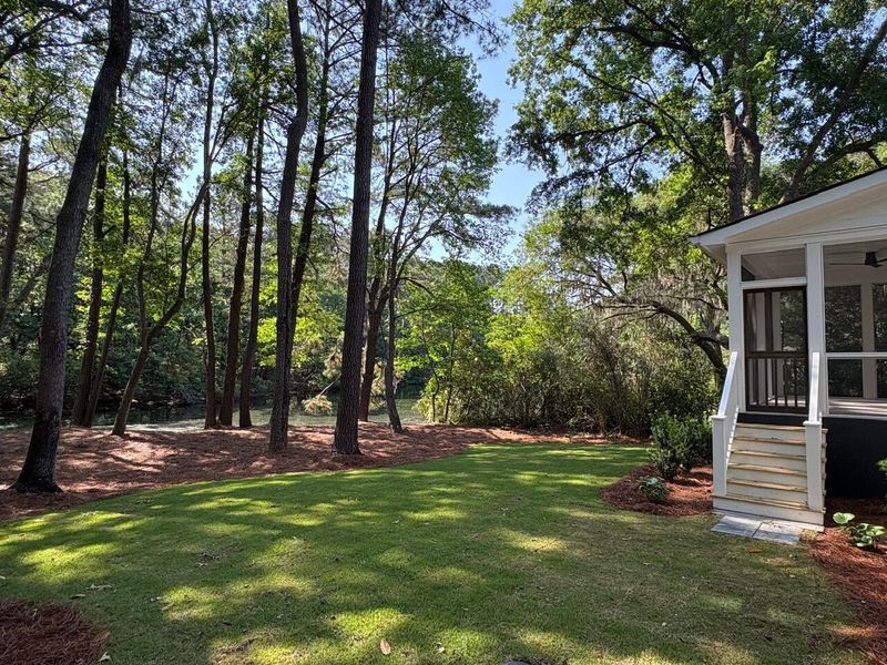 Exterior details and patio area of a home in , Hollywood (Image 29).