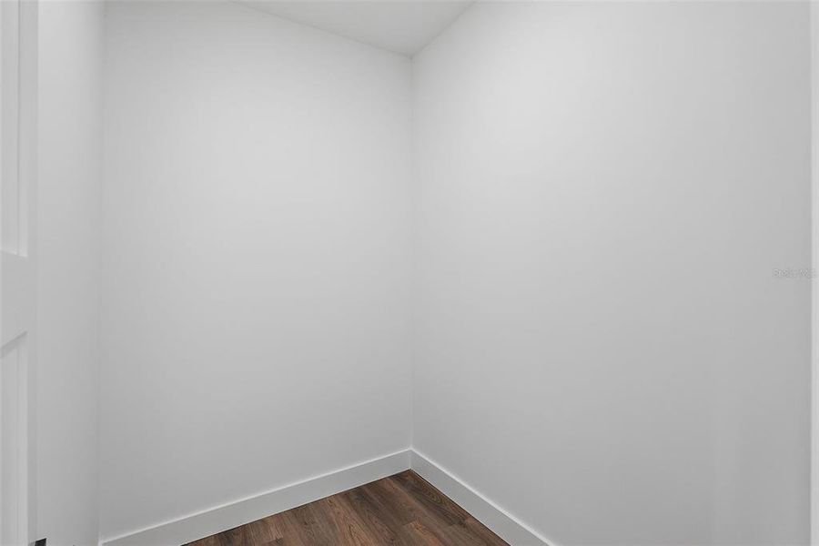 Spacious, unfurnished interior of a new home in , St. Petersburg (Image 42).