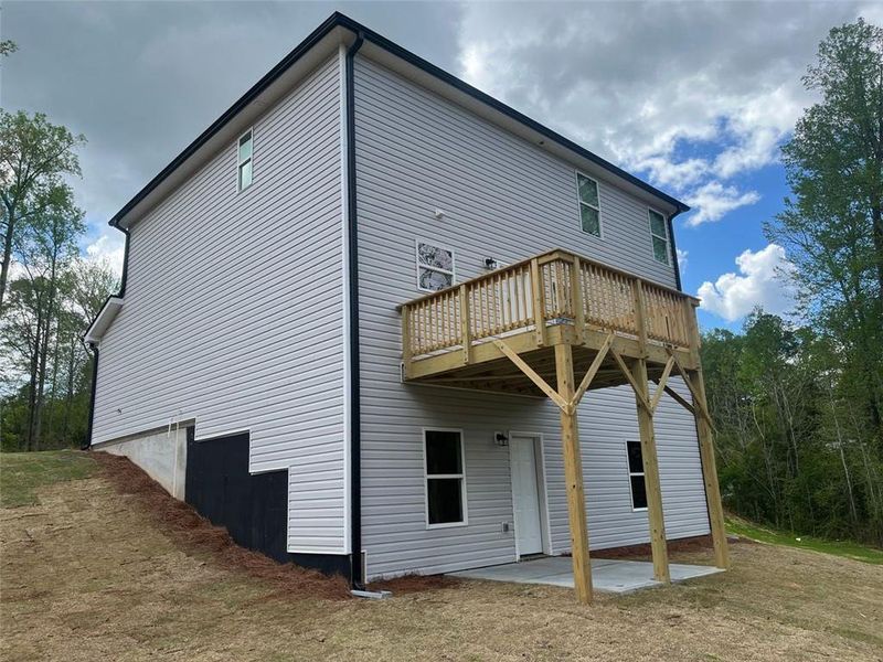 Exterior details of a home in Deer Creek, Temple (Image 3).