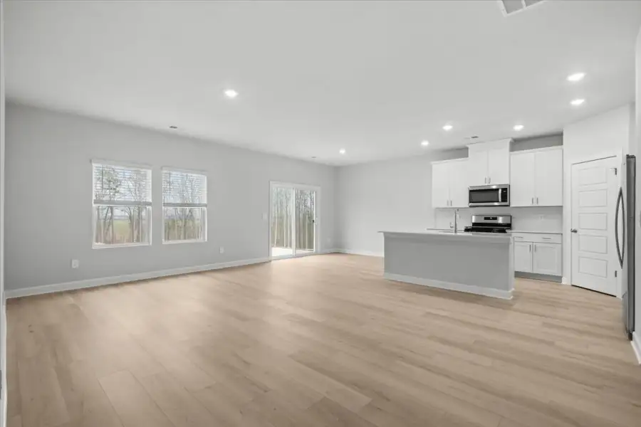 Spacious, unfurnished interior of a new home in Shiloh Valley, Piedmont (Image 13). Spacious, unfurnished interior of a new home in Shiloh Valley, Piedmont (Image 13).