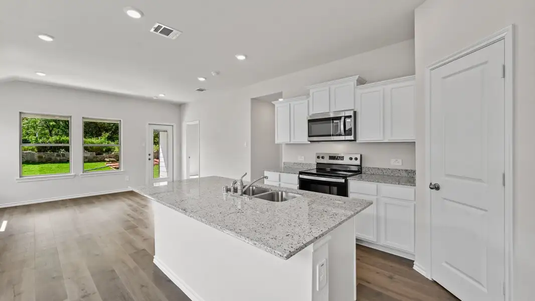 Furnished interior view inside a new home in Blaire Lake, Tyler (Image 3).