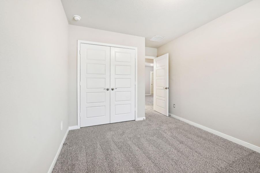 Photo is not of the actual home but is an inspirational photo of builder’s model home and may depict options, furnishings, and/or decorator features that are not included. Photo is not of the actual home but is an inspirational photo of builder’s model home and may depict options, furnishings, and/or decorator features that are not included.