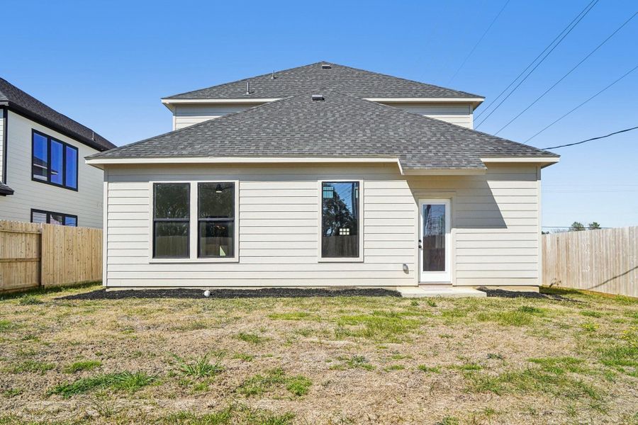 Exterior details and patio area of a home in , La Porte (Image 16).