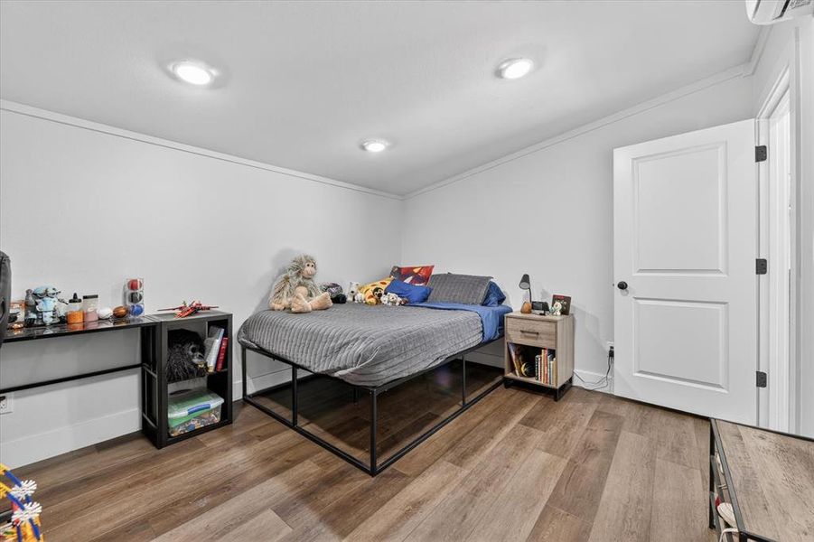 Furnished interior view inside a new home in , Ponder (Image 13).