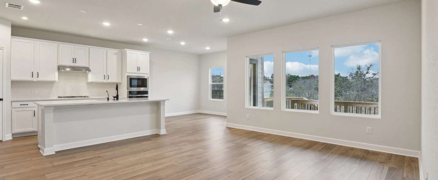 Representative unfurnished interior of a home built from the Makenzie by Ashton Woods in Hennersby Hollow, San Antonio (Image 14).