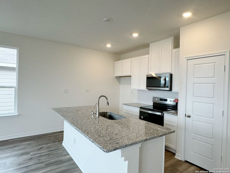 Furnished interior view inside a new home in Hidden Bluffs at TRP, San Antonio (Image 7). Furnished interior view inside a new home in Hidden Bluffs at TRP, San Antonio (Image 7).